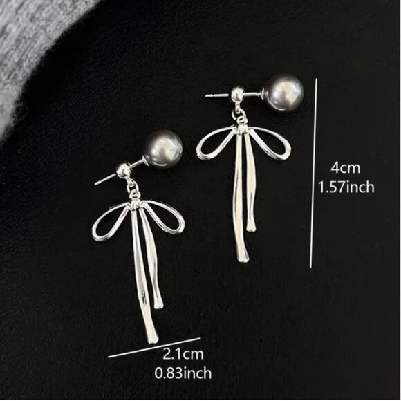 NEW Tabitha Tahitian Pearl Silver Bow Drop Earrings - Picture 5 of 5